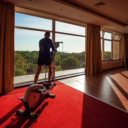Lidia & Wellness Hotell