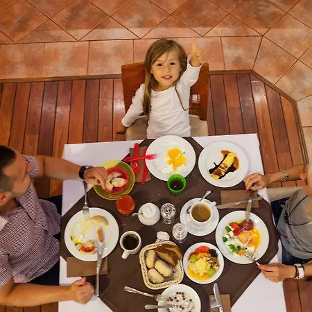 Hotel Lidia & Wellness